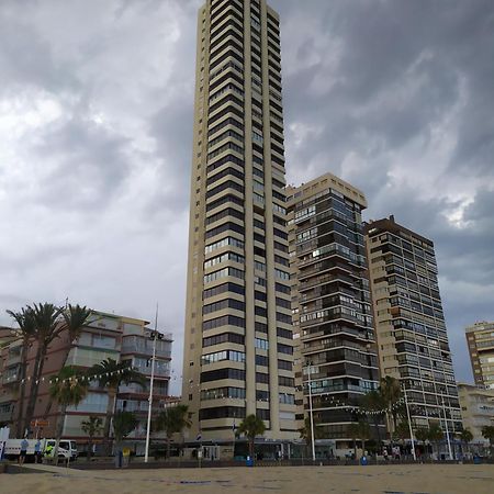 בנידורם Luminoso Apartamento En Primera Linea De Playa מראה חיצוני תמונה