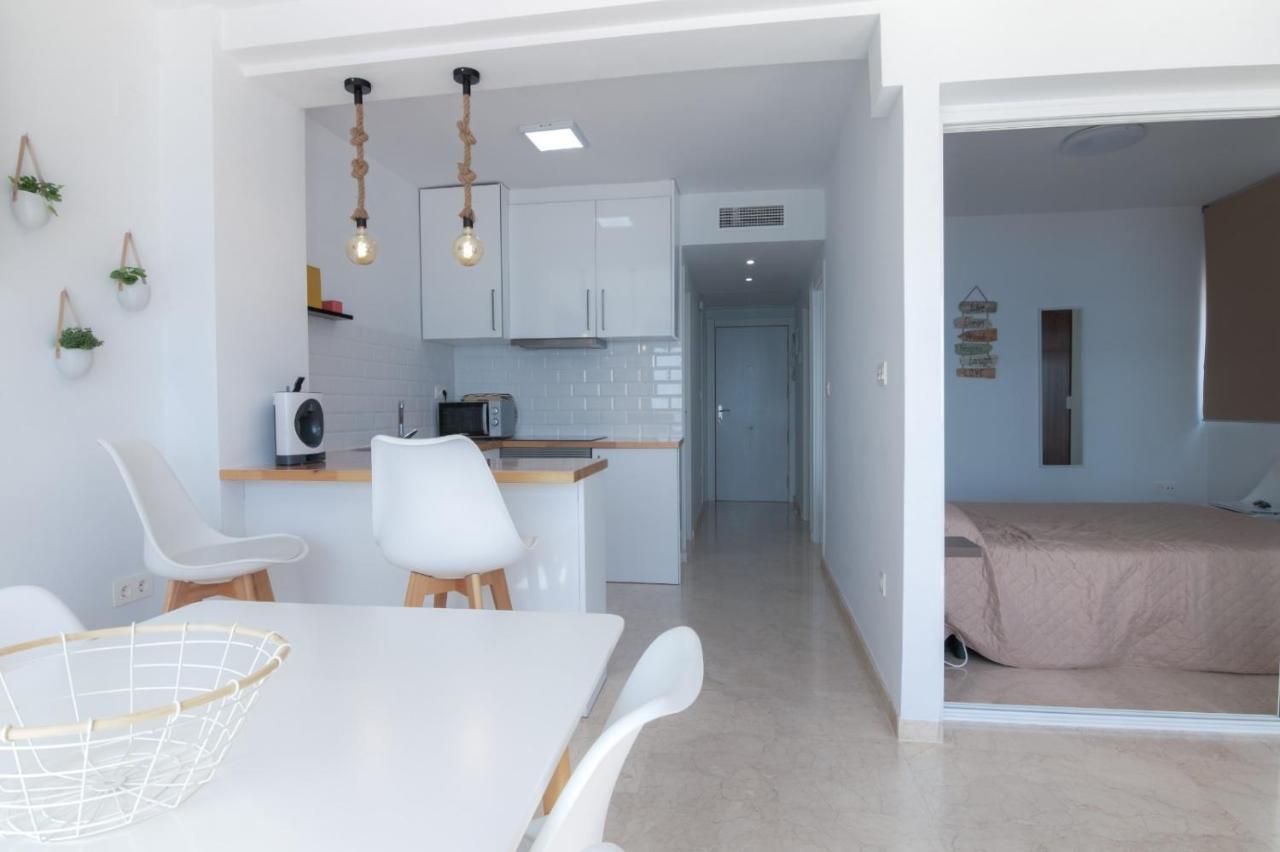 בנידורם Luminoso Apartamento En Primera Linea De Playa מראה חיצוני תמונה