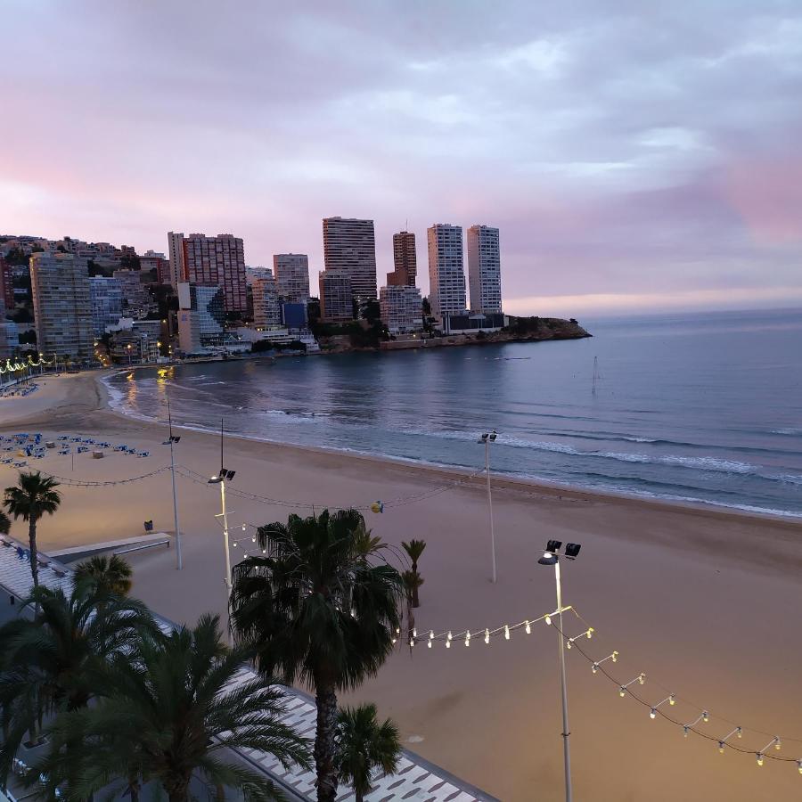 בנידורם Luminoso Apartamento En Primera Linea De Playa מראה חיצוני תמונה
