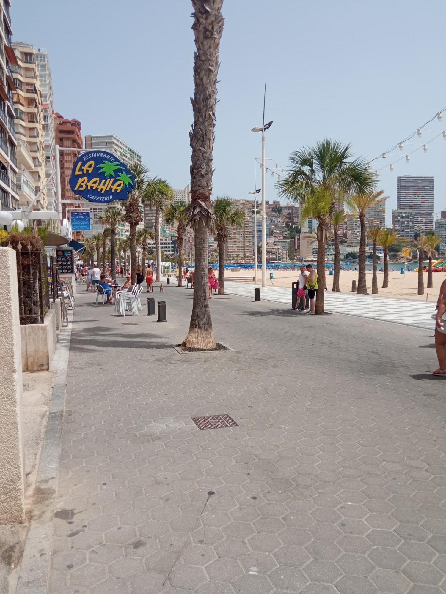 בנידורם Luminoso Apartamento En Primera Linea De Playa מראה חיצוני תמונה